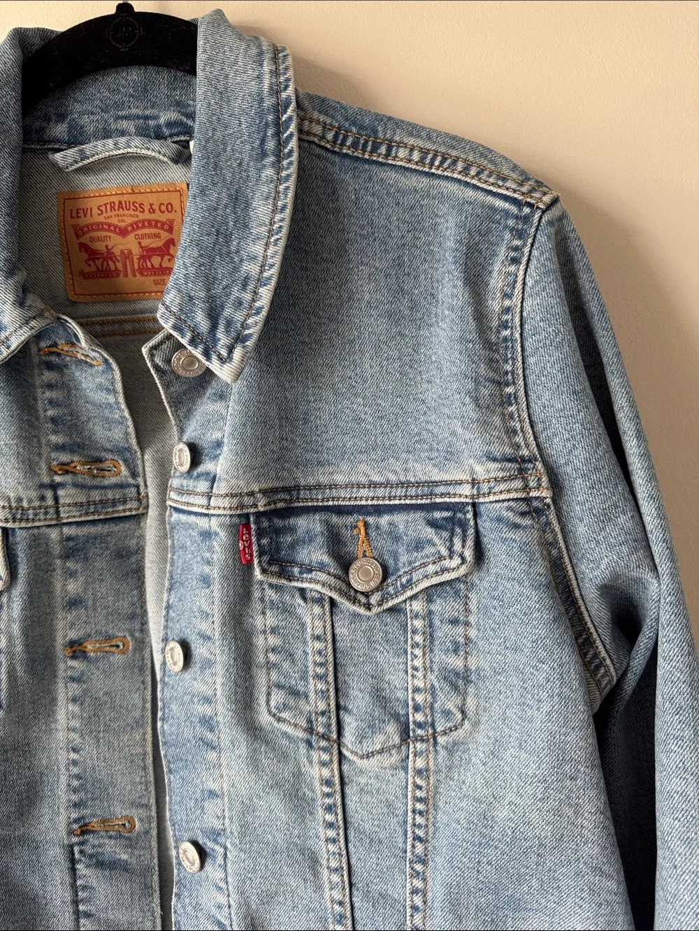 Levi's Light Blue Vintage-Inspired Denim Jacket